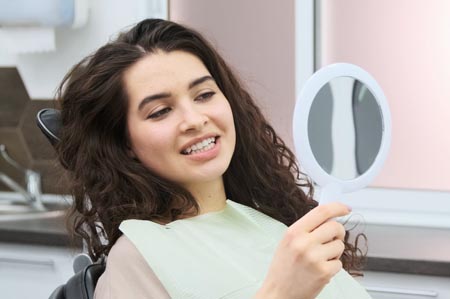 5 Reasons to Visit the Dentist Regularly